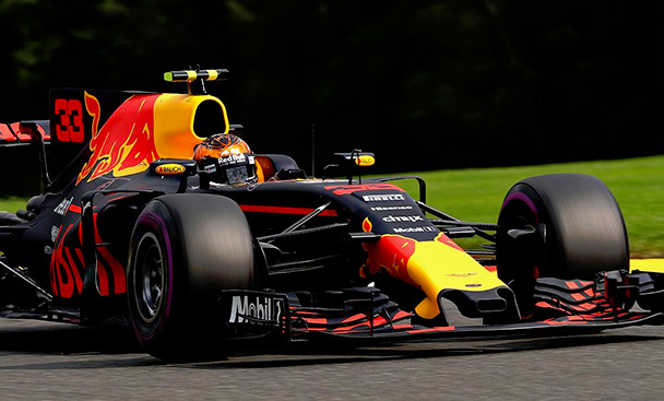 Red Bull vůz